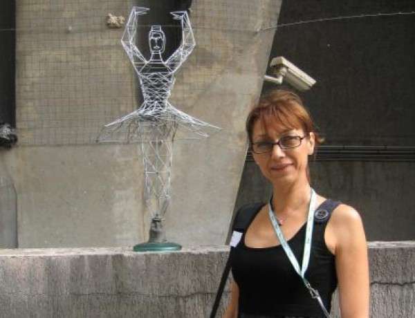 Художничката Елена Парушева, известна по цял свят, създава скулптури уникати
