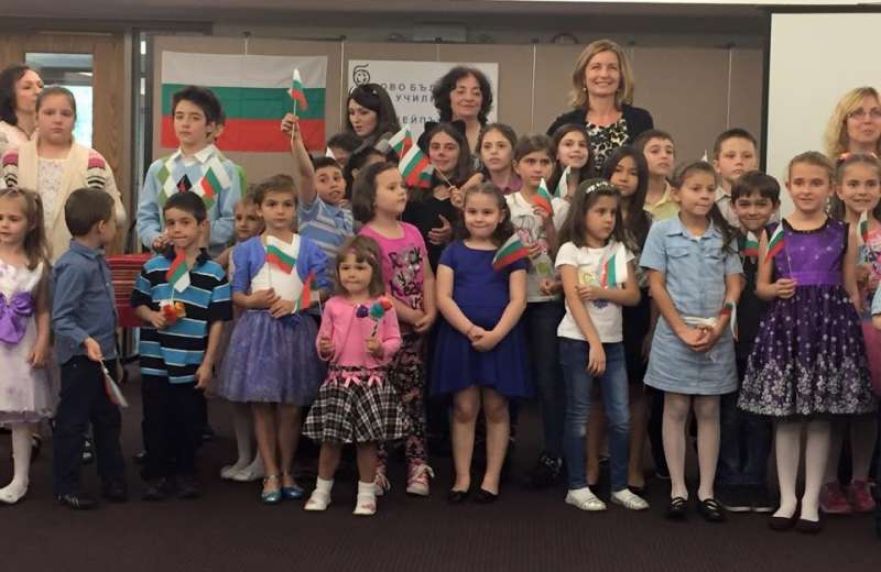 Българчета учат родолюбие в Ново Българско Училище в Нейпървил