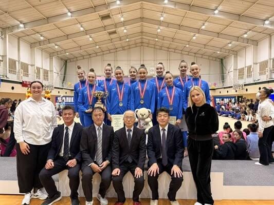 Снимка с медалите